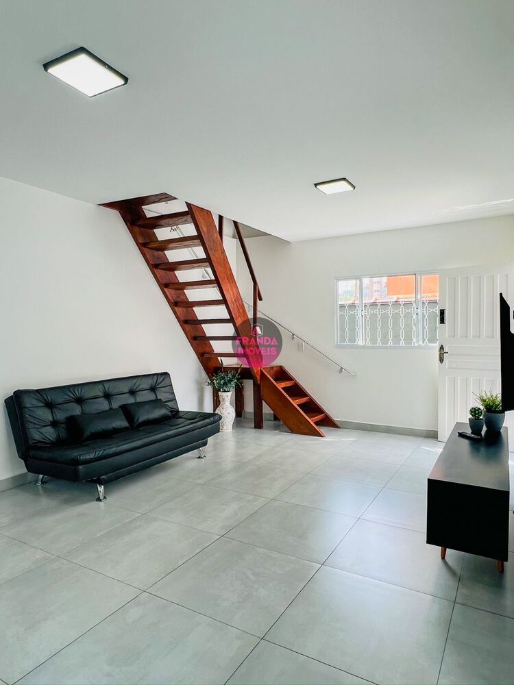 Sobrado à venda com 2 quartos, 200m² - Foto 4