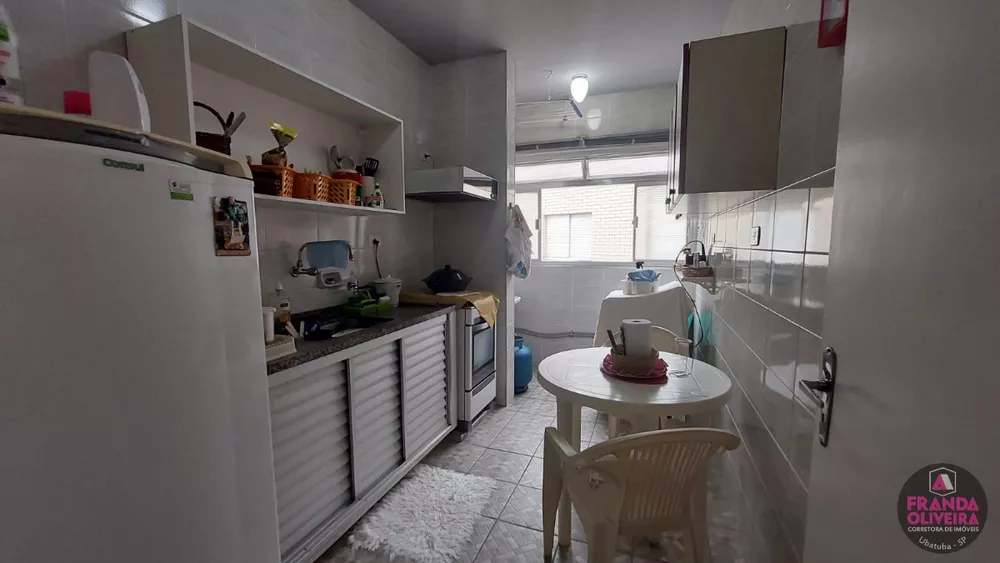 Apartamento à venda com 2 quartos, 60m² - Foto 2