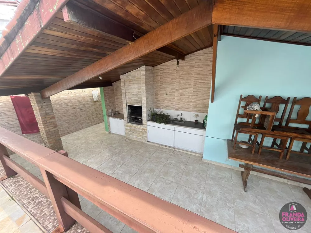 Casa à venda com 3 quartos, 138m² - Foto 4