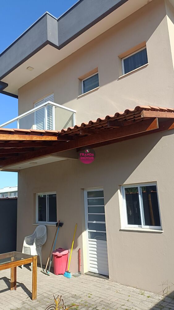 Sobrado, 4 quartos, 114 m² - Foto 1