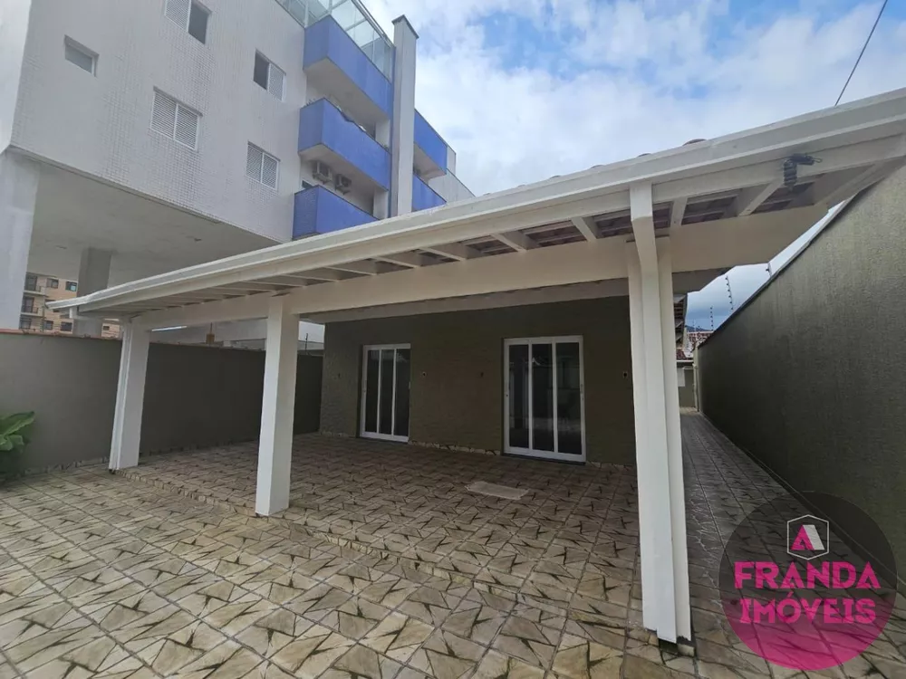 Casa à venda e aluguel com 3 quartos, 185m² - Foto 4