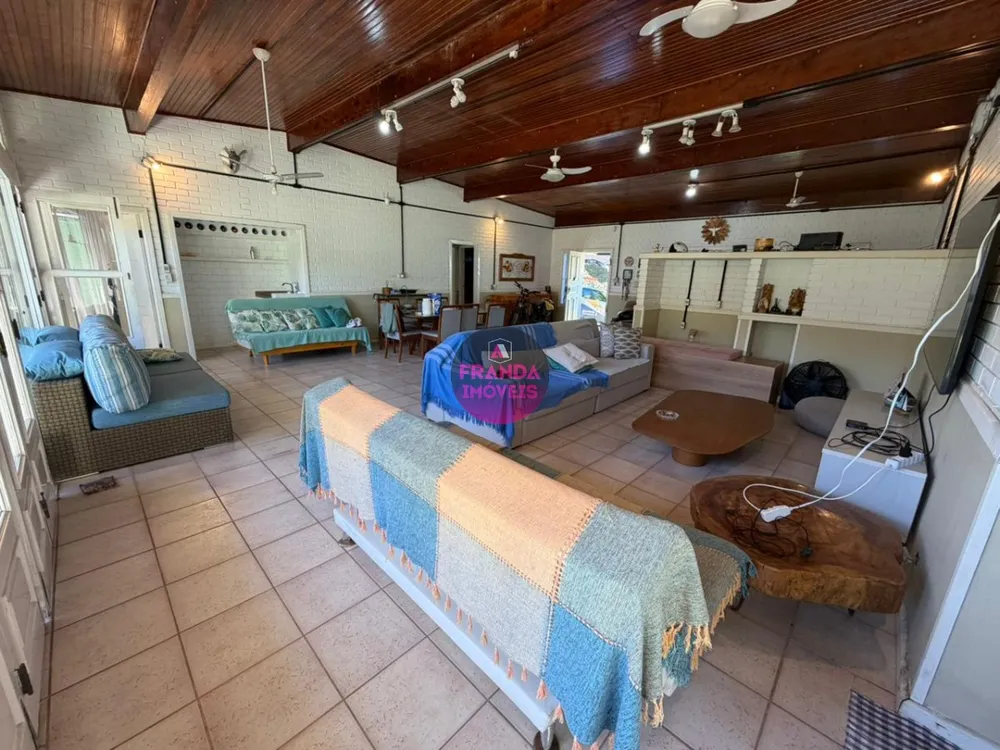 Casa, 6 quartos, 380 m² - Foto 2