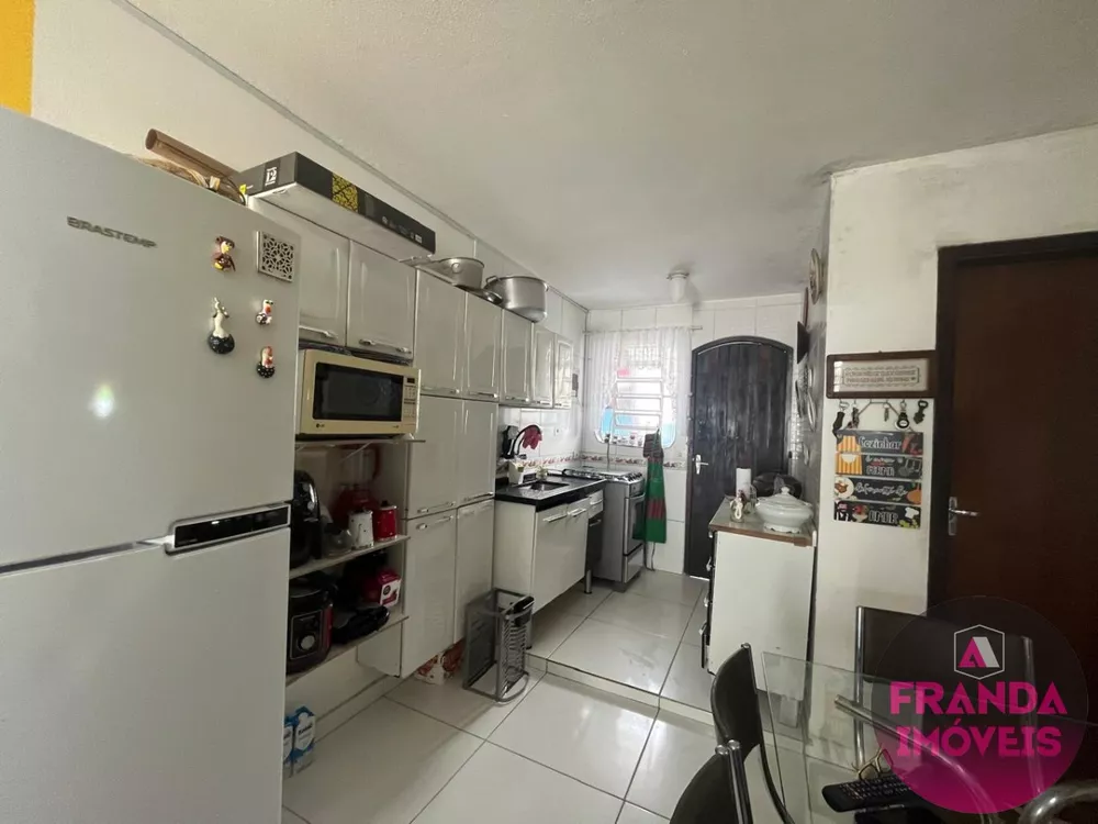 Apartamento à venda com 1 quarto, 60m² - Foto 11