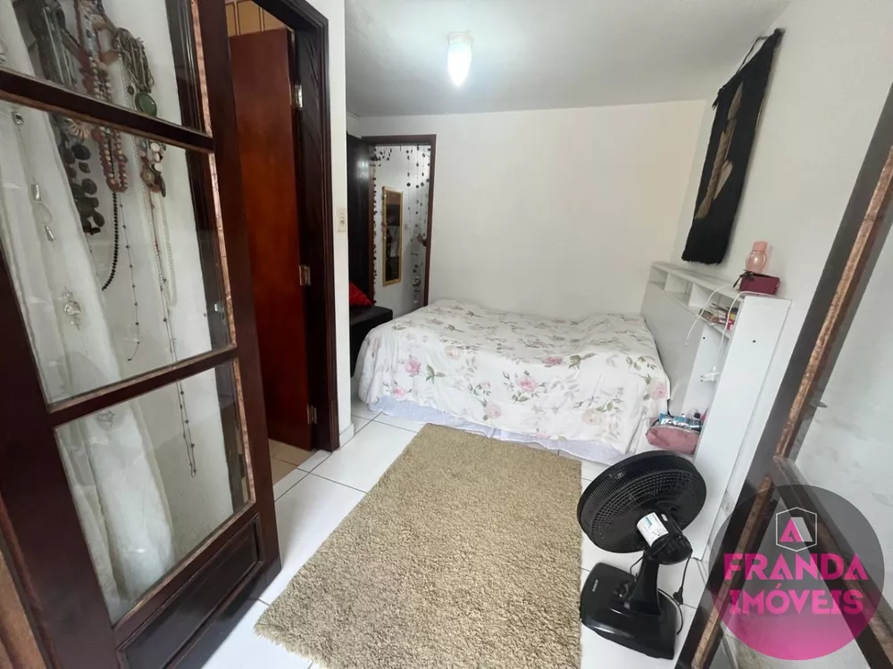 Apartamento à venda com 1 quarto, 60m² - Foto 5