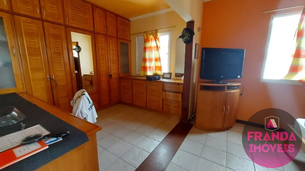 Apartamento à venda com 2 quartos, 80m² - Foto 5