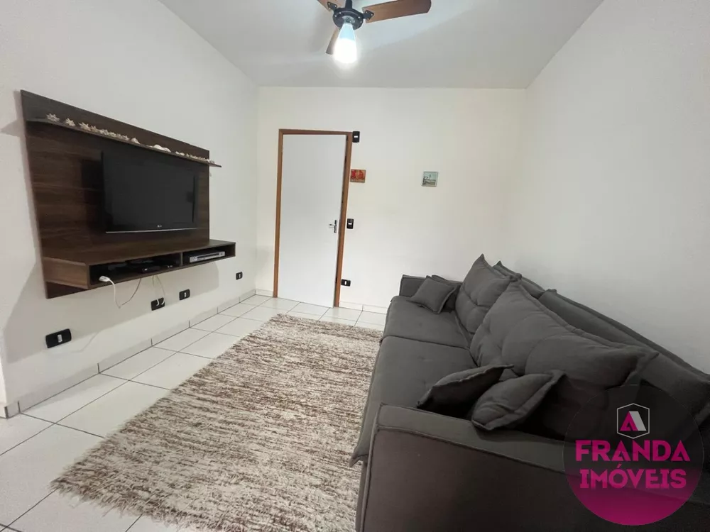 Apartamento à venda com 2 quartos, 45m² - Foto 1