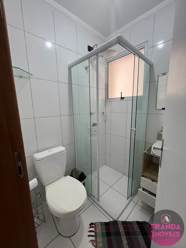 Apartamento à venda com 2 quartos, 45m² - Foto 3