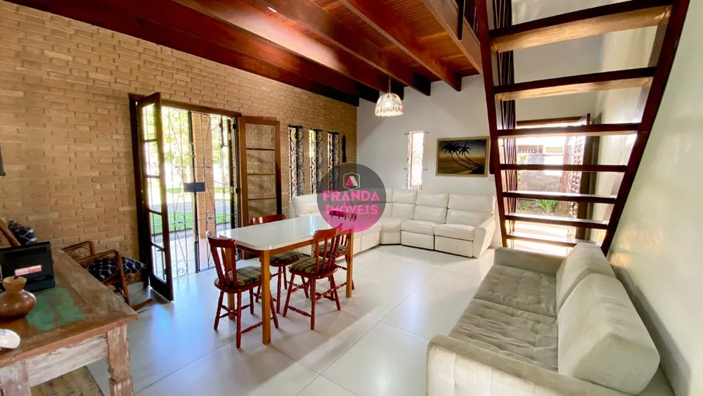 Casa, 3 quartos, 248 m² - Foto 13