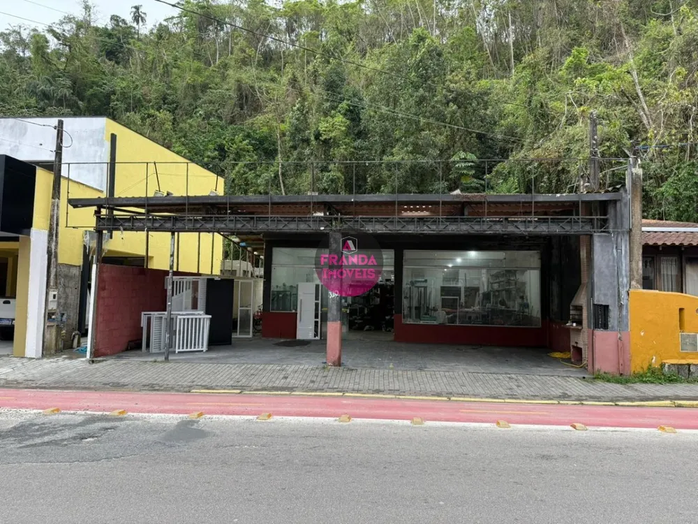 Depósito-Galpão, 331 m² - Foto 1