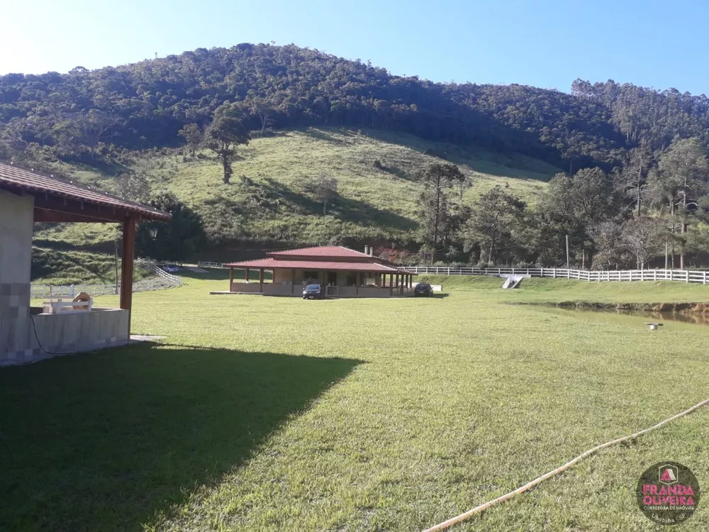 Fazenda à venda com 2 quartos, 300m² - Foto 2