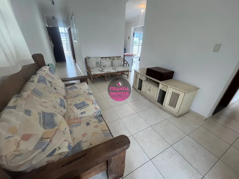 Cobertura, 3 quartos, 233 m² - Foto 2
