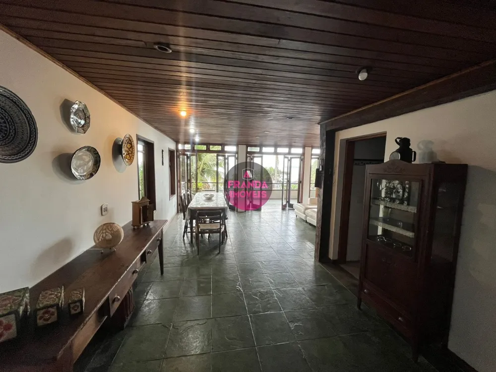 Casa, 5 quartos, 298 m² - Foto 2