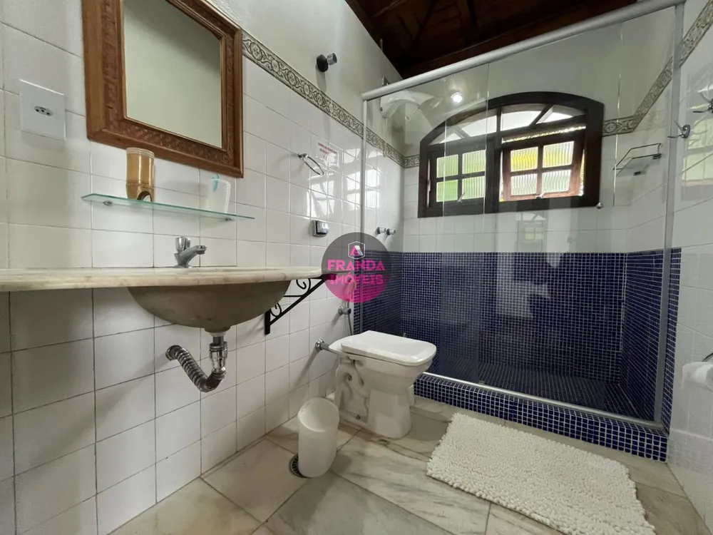 Casa, 5 quartos, 298 m² - Foto 1