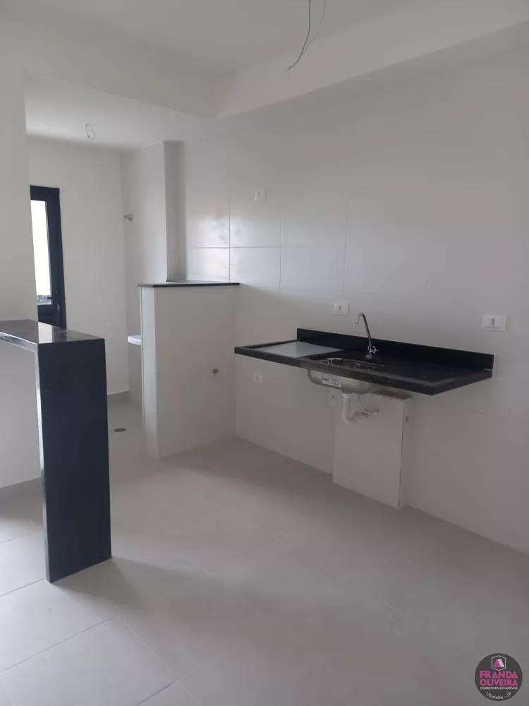 Apartamento à venda com 2 quartos, 70m² - Foto 4