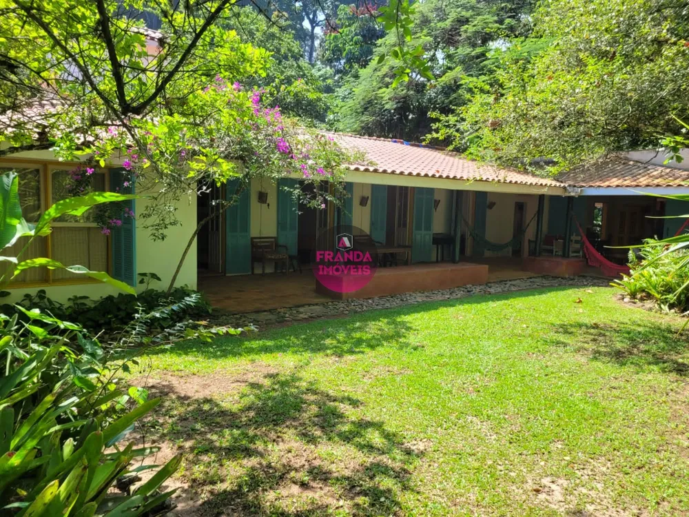 Casa, 5 quartos, 362 m² - Foto 1
