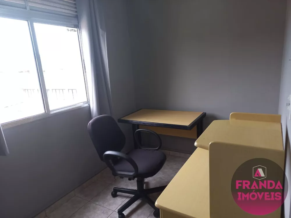 Apartamento à venda com 2 quartos, 85m² - Foto 4