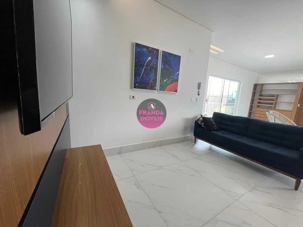 Cobertura, 3 quartos, 220 m² - Foto 2