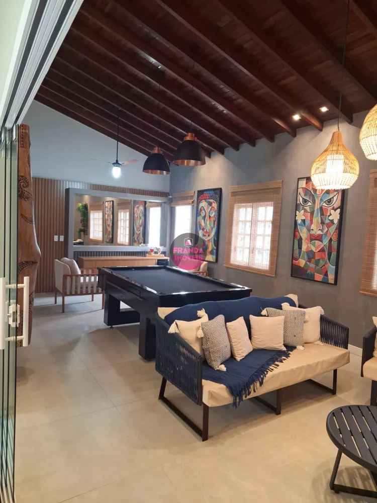 Casa, 5 quartos, 250 m² - Foto 4