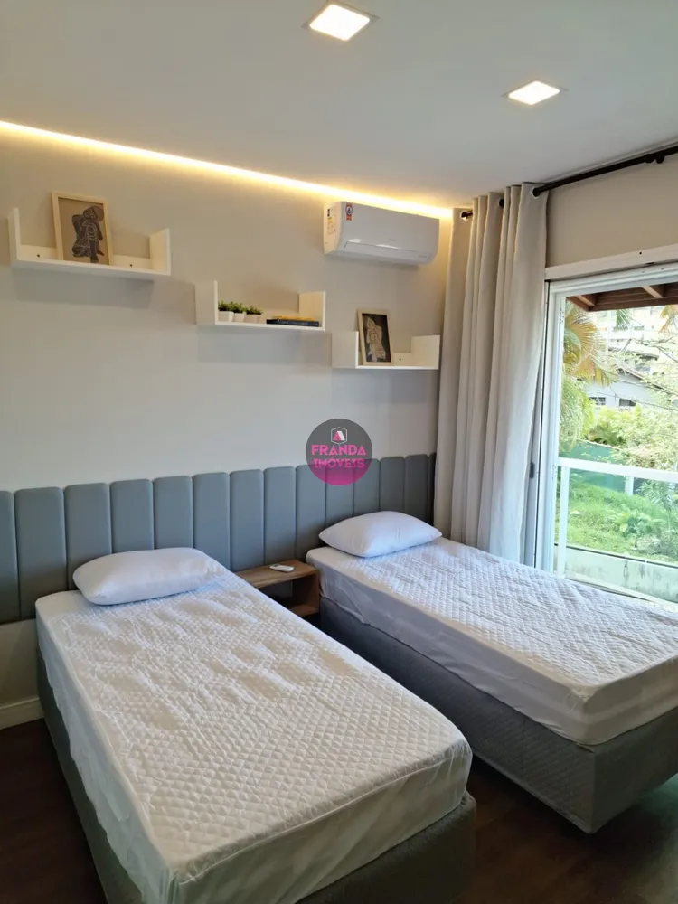 Casa, 5 quartos, 250 m² - Foto 14