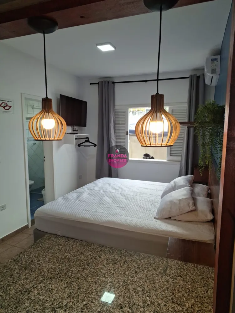 Casa, 5 quartos, 250 m² - Foto 9