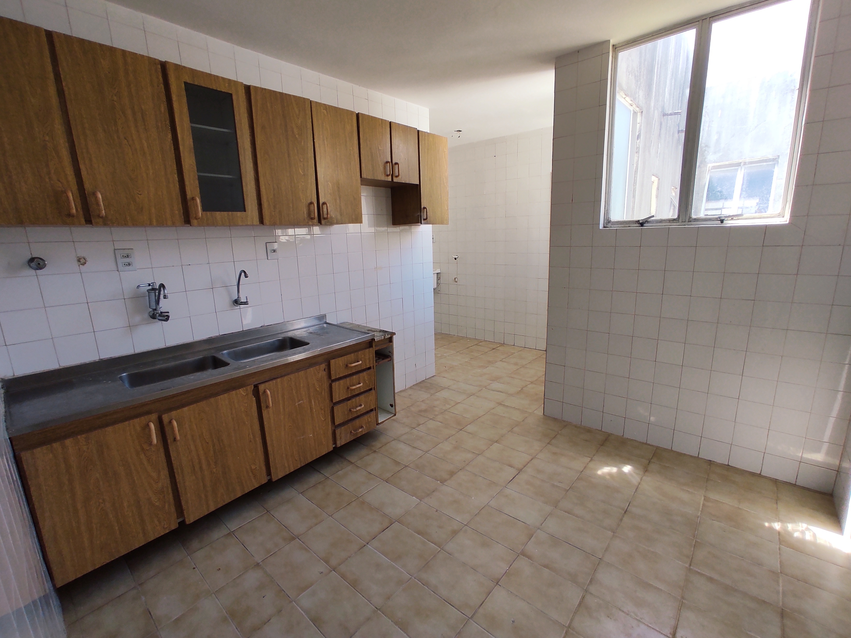 Apartamento à venda com 3 quartos, 103m² - Foto 8