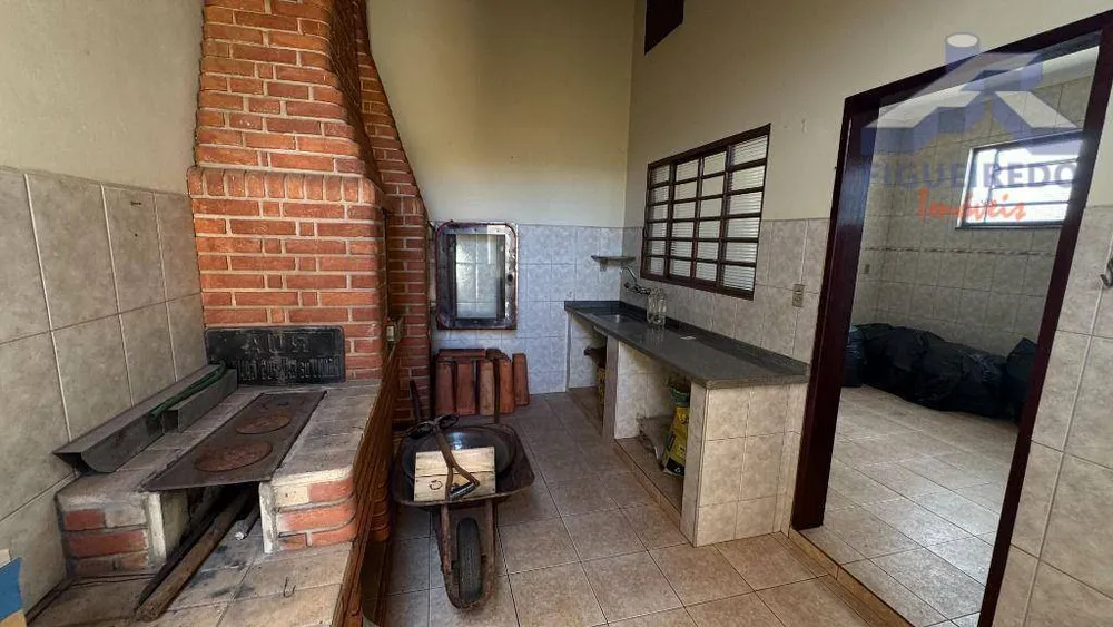 Casa, 3 quartos, 212 m² - Foto 3
