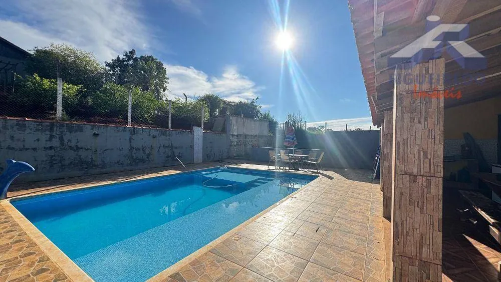 Chácara, 2 quartos, 1800 m² - Foto 1