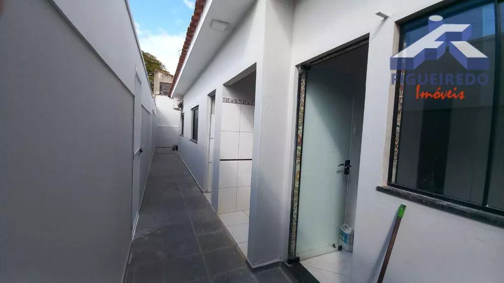 Casa à venda com 2 quartos - Foto 4