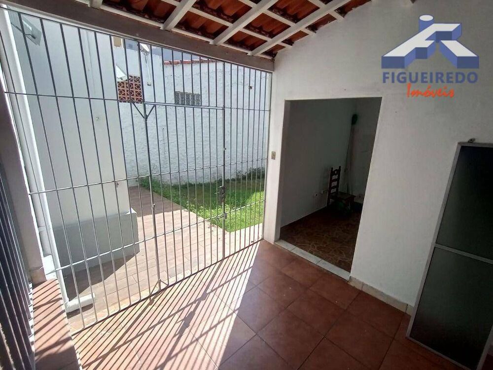Casa, 3 quartos, 137 m² - Foto 1