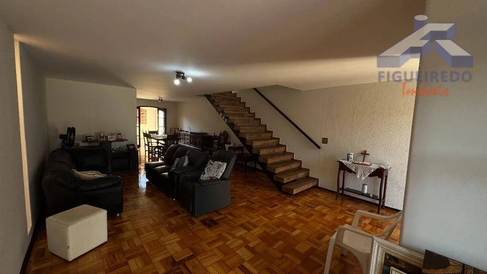 Casa, 4 quartos, 160 m² - Foto 4