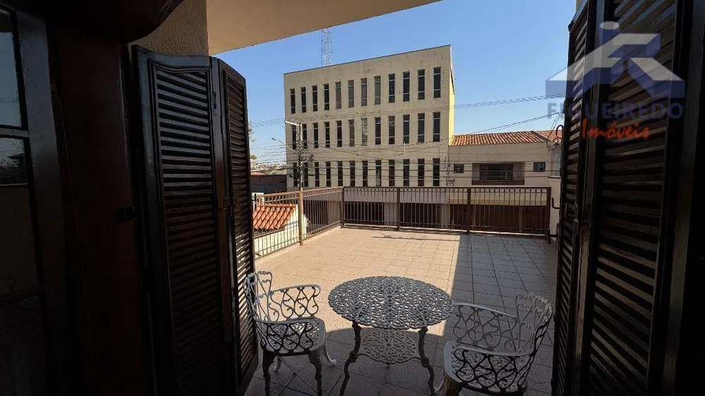 Casa, 4 quartos, 160 m² - Foto 3