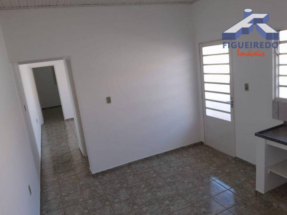 Casa à venda com 3 quartos, 130m² - Foto 8
