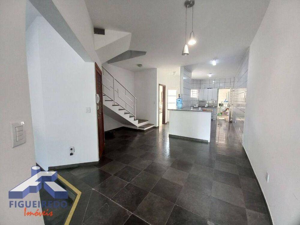 Sobrado, 3 quartos, 180 m² - Foto 4