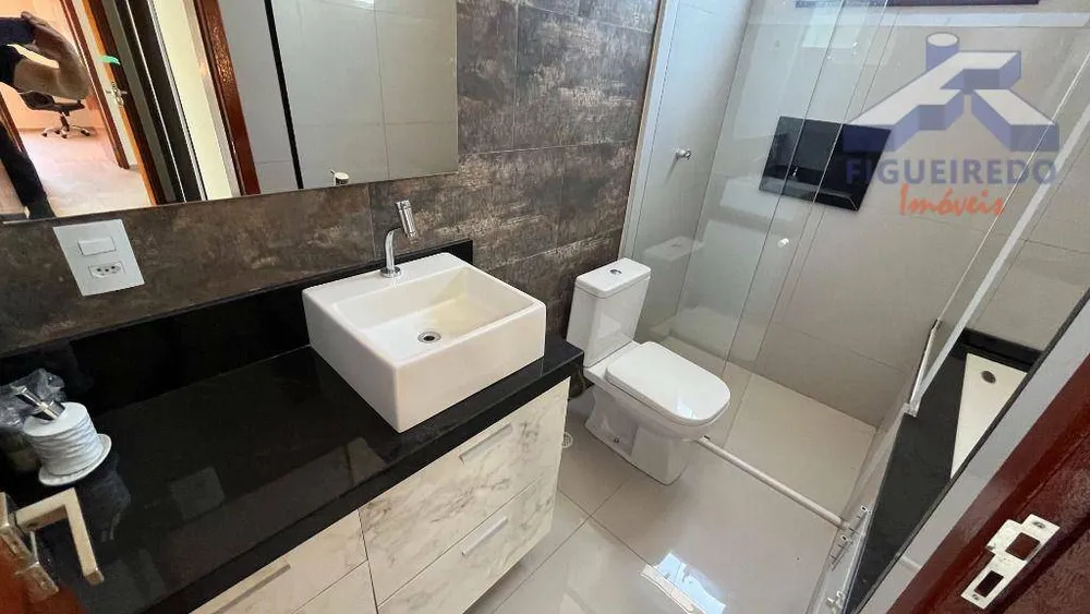 Casa, 3 quartos, 251 m² - Foto 4
