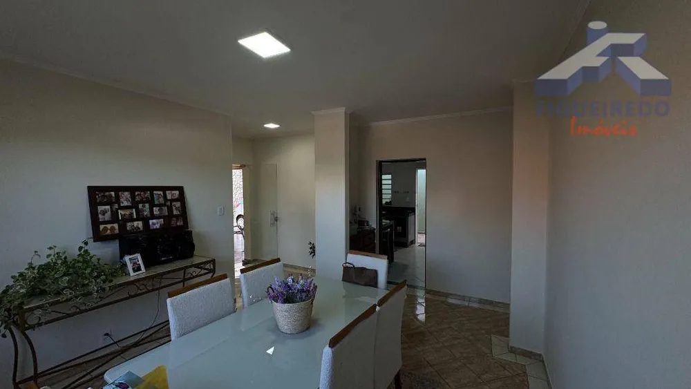 Casa, 3 quartos, 148 m² - Foto 3