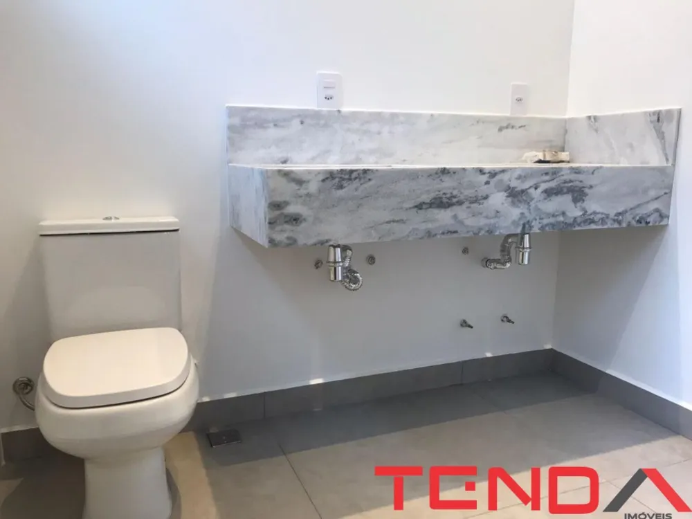 Casa, 3 quartos, 218 m² - Foto 2
