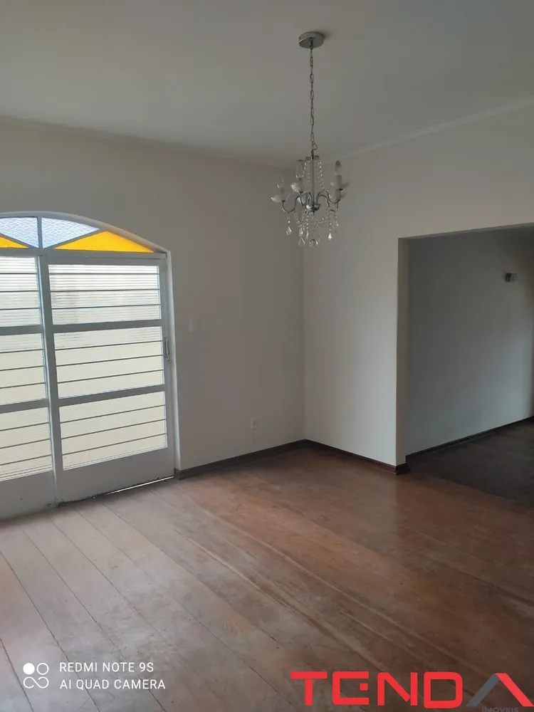Casa, 3 quartos, 210 m² - Foto 6