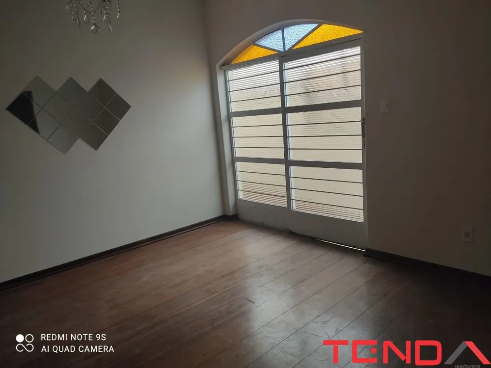Casa, 3 quartos, 210 m² - Foto 7