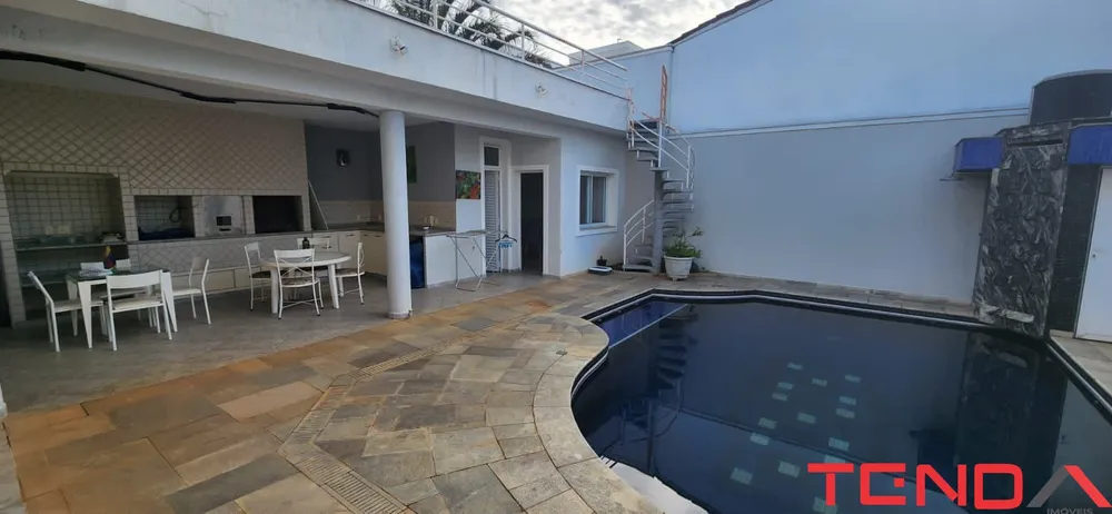 Casa, 5 quartos, 351 m² - Foto 2
