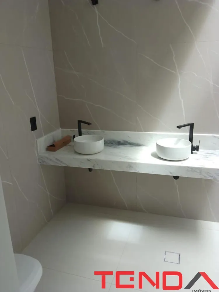 Casa, 3 quartos, 250 m² - Foto 9