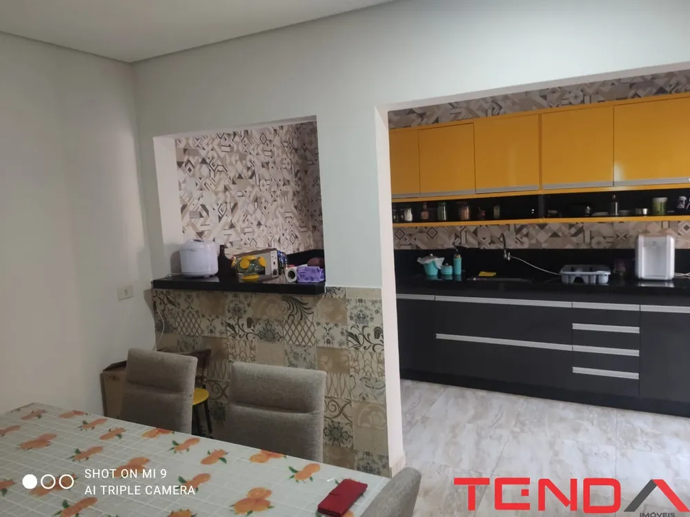Casa, 2 quartos, 198 m² - Foto 1