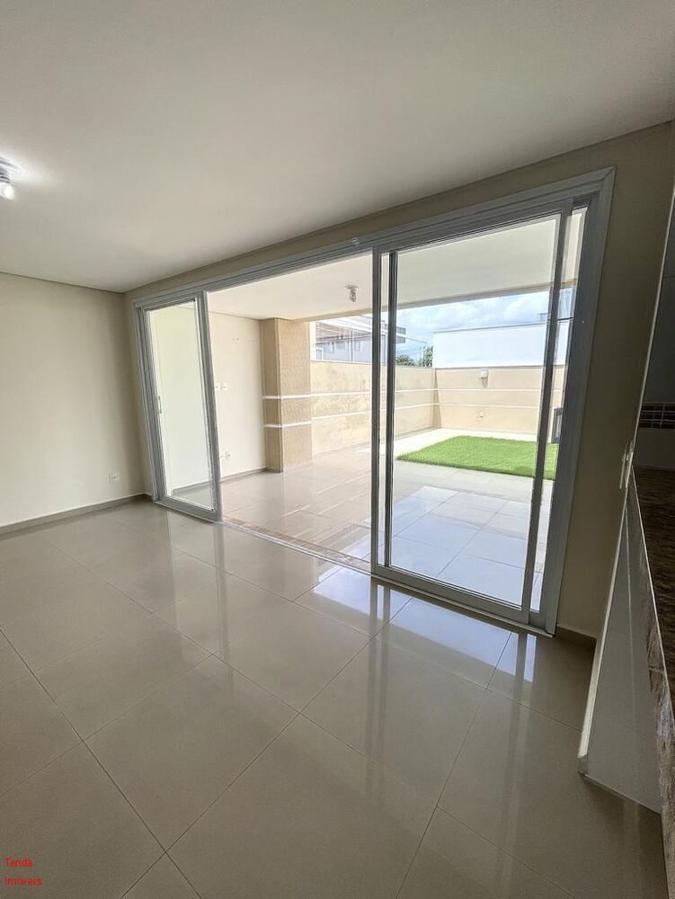 Casa à venda com 3 quartos, 250m² - Foto 8