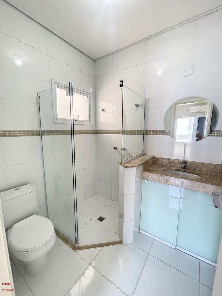Casa à venda com 3 quartos, 250m² - Foto 4