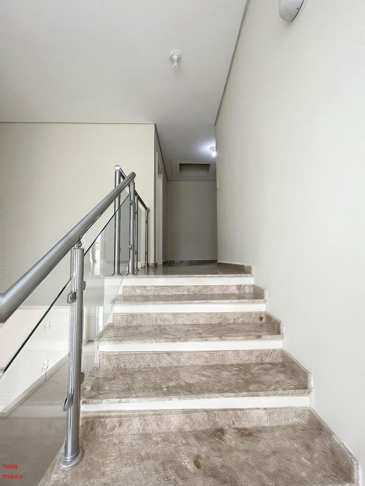 Casa à venda com 3 quartos, 250m² - Foto 15
