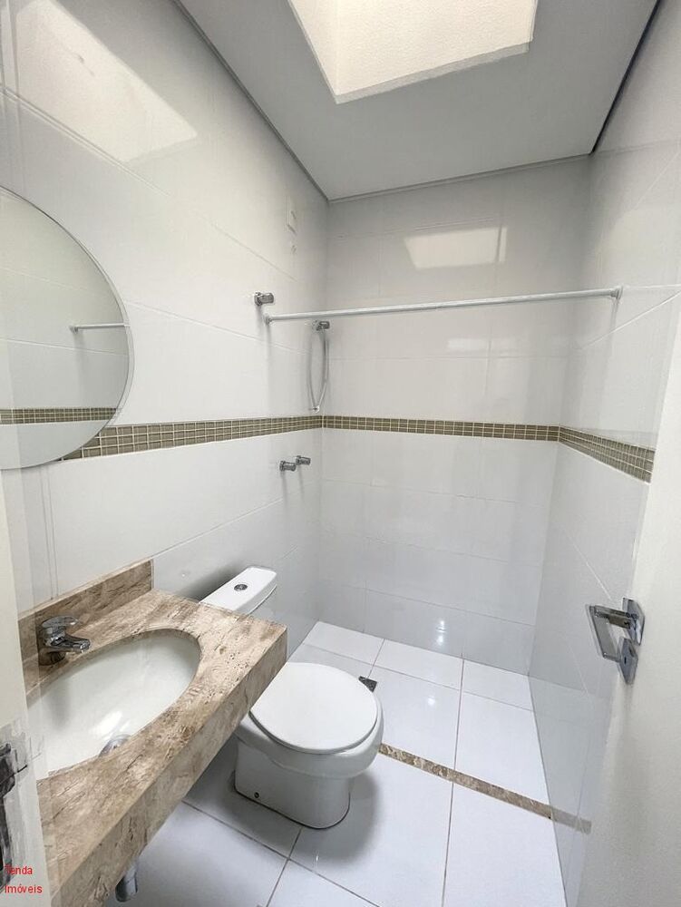 Casa à venda com 3 quartos, 250m² - Foto 17