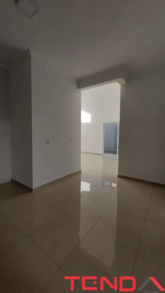 Casa à venda com 3 quartos, 189m² - Foto 4