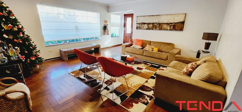 Casa, 4 quartos, 300 m² - Foto 1