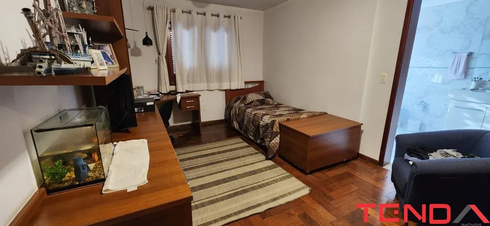 Casa, 4 quartos, 300 m² - Foto 8