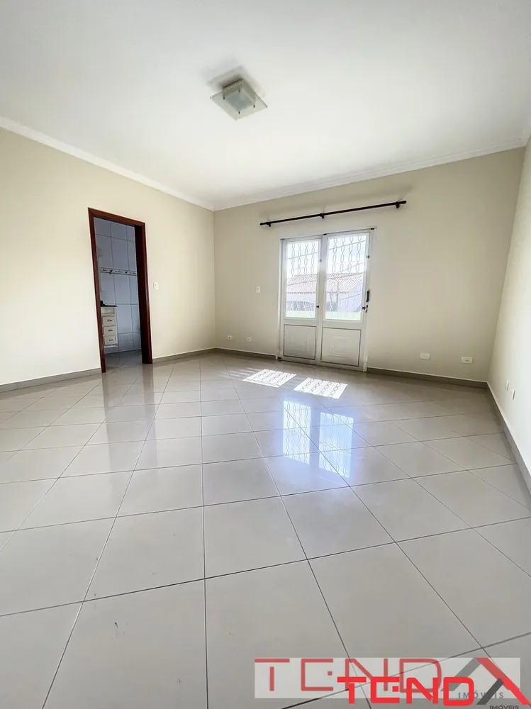 Casa, 3 quartos, 203 m² - Foto 2