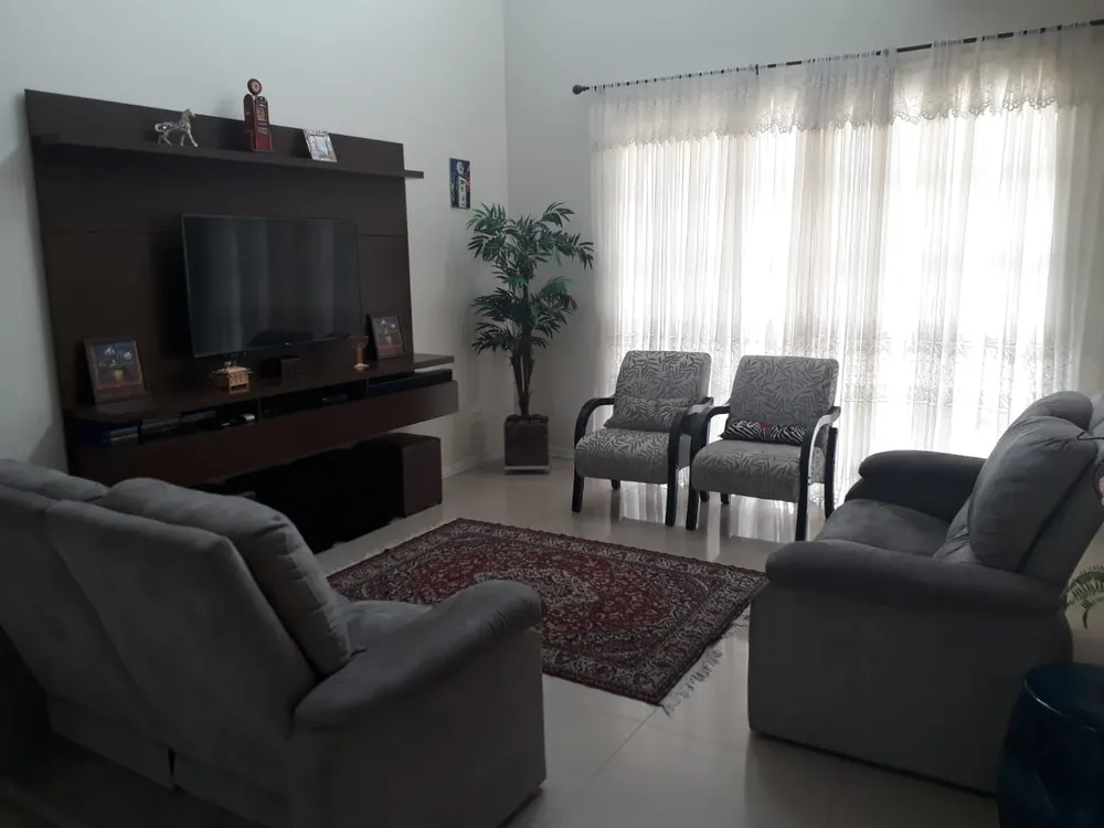 Casa, 5 quartos, 300 m² - Foto 3